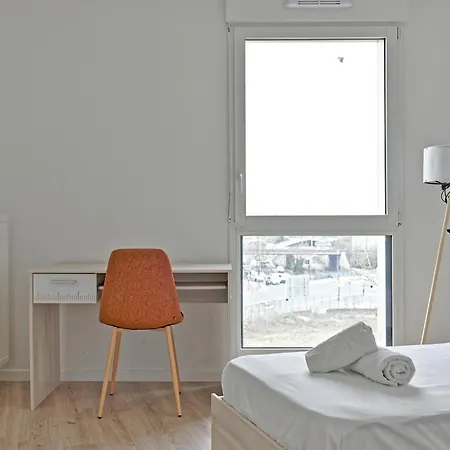 Spacieux 3 Avec Balcon Apartamento Bois-Colombes